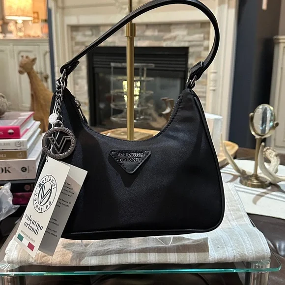 Authentic Valentino Orlandi Shoulder Bag, Style V-3105 in Black NWT & Uncarried